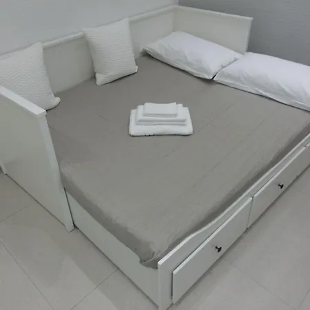 Clarose * Bari